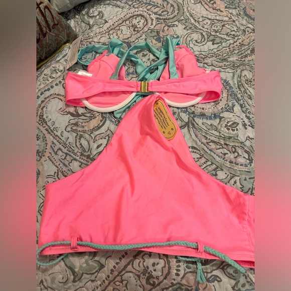 NWT “Stylish” Swimwear size large - Picture 10 of 11